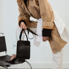 Load image into Gallery viewer, North Bag Eileen | Black Crocco