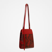 Load image into Gallery viewer, North Bag Clara | Red Python