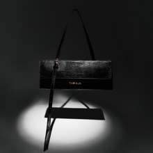 Load image into Gallery viewer, East-West Bag Lina | Black Gold

