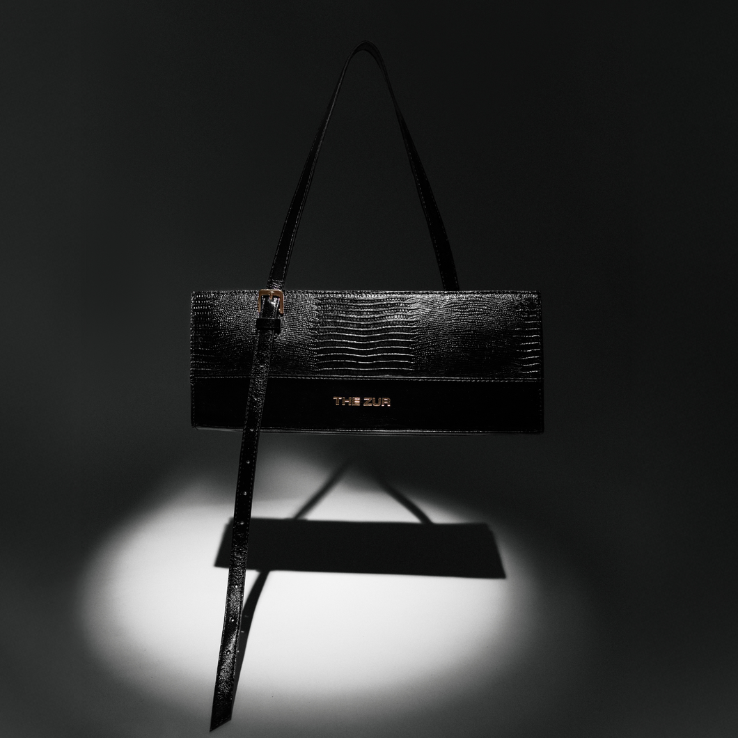 East-West Bag Lina | Black Gold