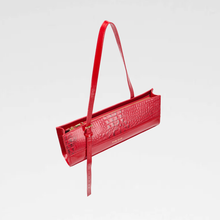 Load image into Gallery viewer, East-West Bag Charlotte | Red
