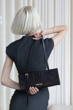 Load image into Gallery viewer, East-West Bag Garance | Brown Silver
