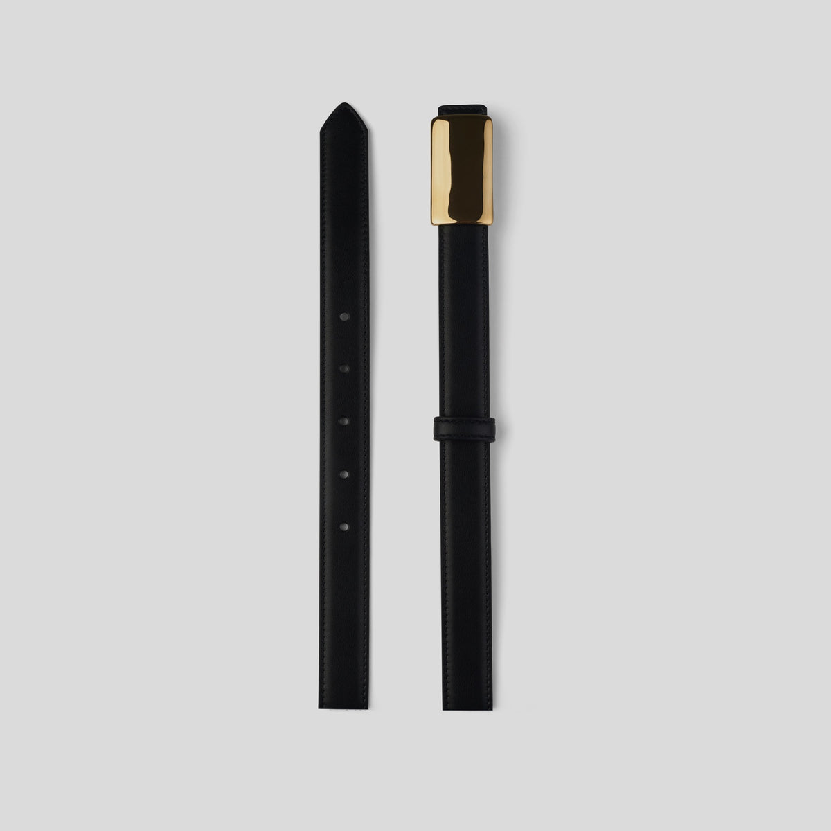 THE ZUR black belt with rectangular gold-tone buckle — detail view