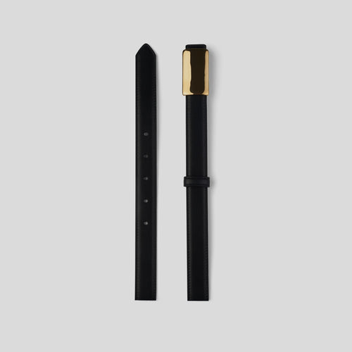 THE ZUR black belt with rectangular gold-tone buckle — detail view