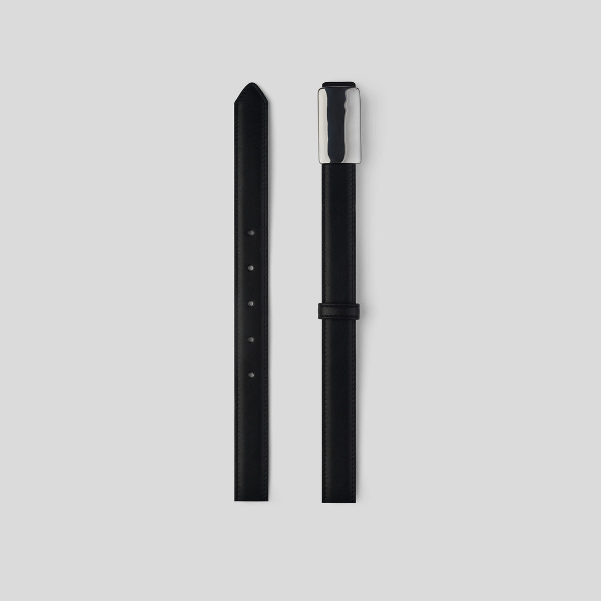 THE ZUR black belt with rectangular silver-tone buckle — detail view