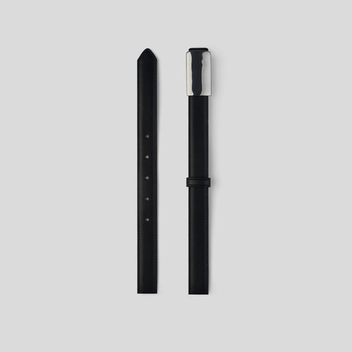 THE ZUR black belt with rectangular silver-tone buckle — detail view