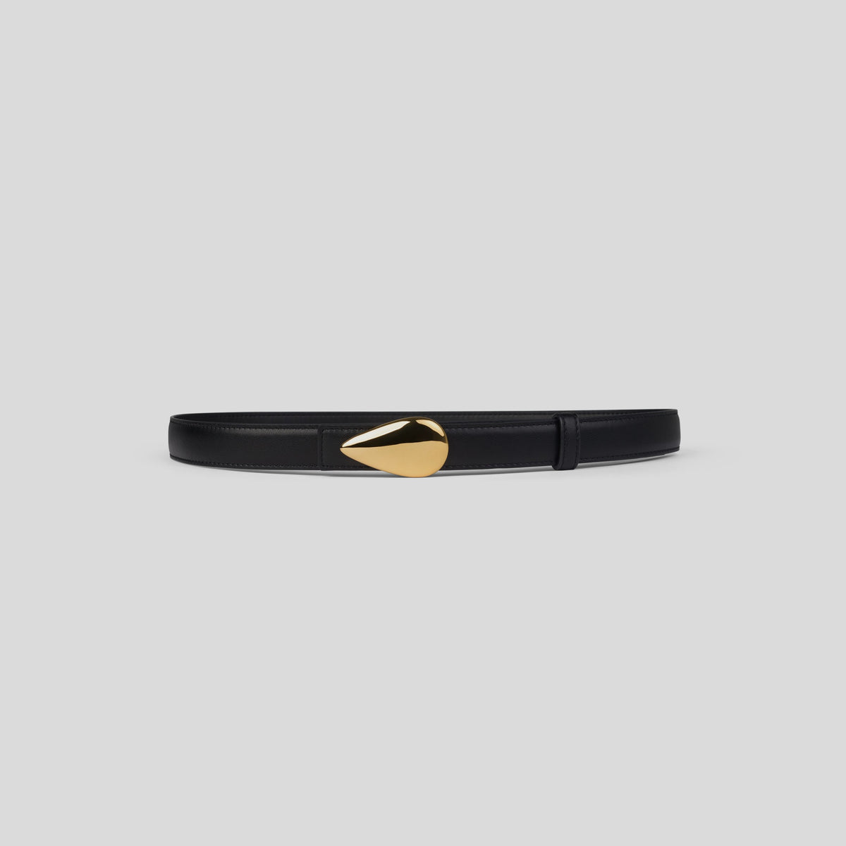 THE ZUR black belt with sculptural gold-tone buckle — front view